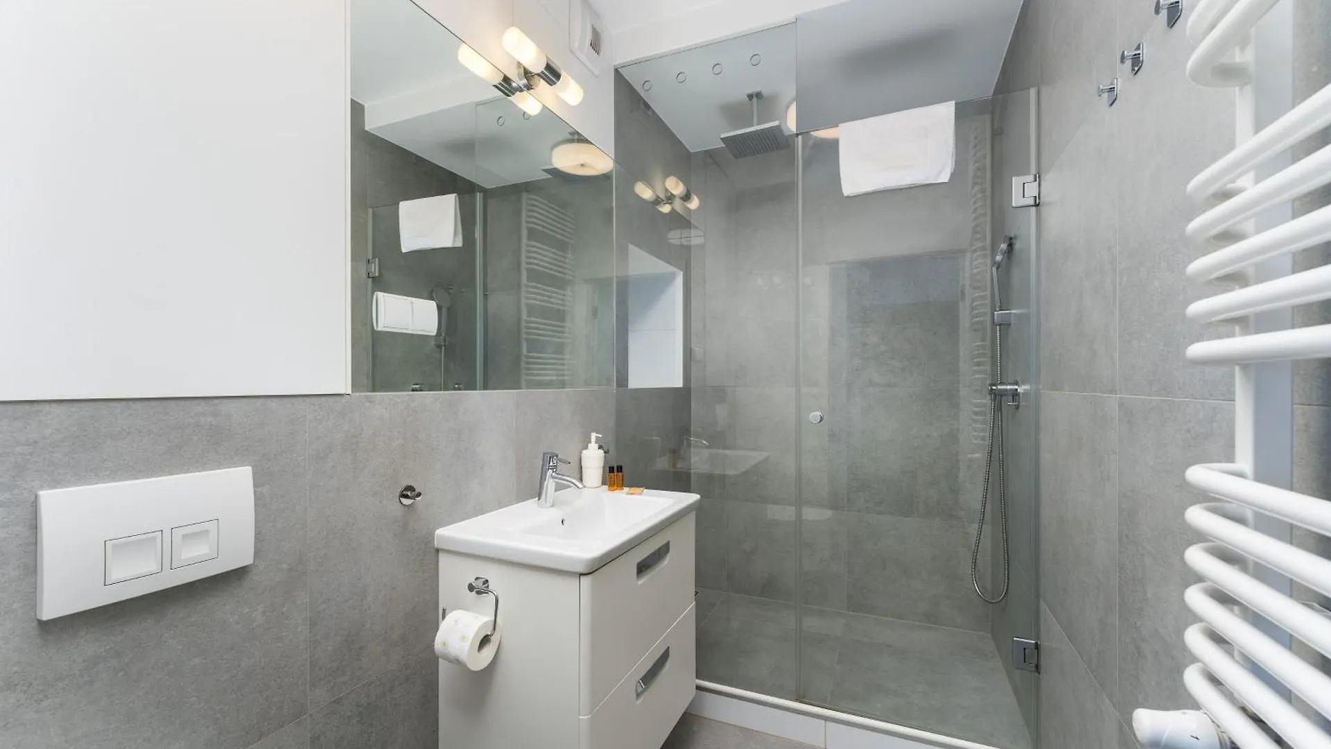 Skowronia Modern Apartment Krasków